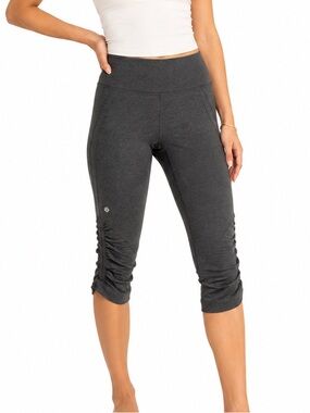 Lululemon In the Flow Crop II Ruched Yoga Leggings Green Size 8